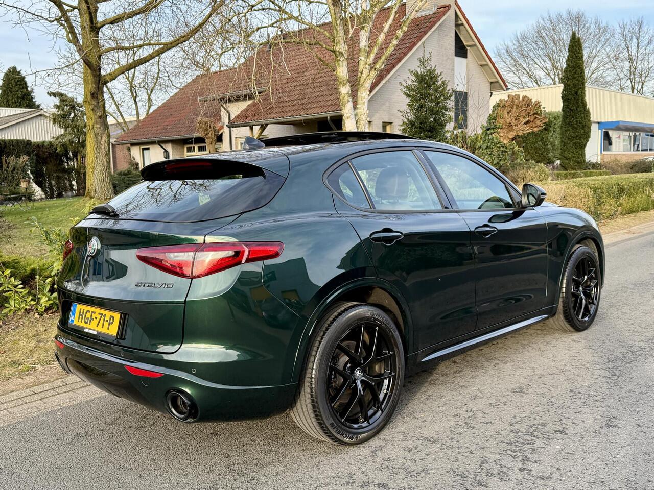 Alfa Romeo Stelvio 2.0T AWD 280PK Veloce PanooLederoACC