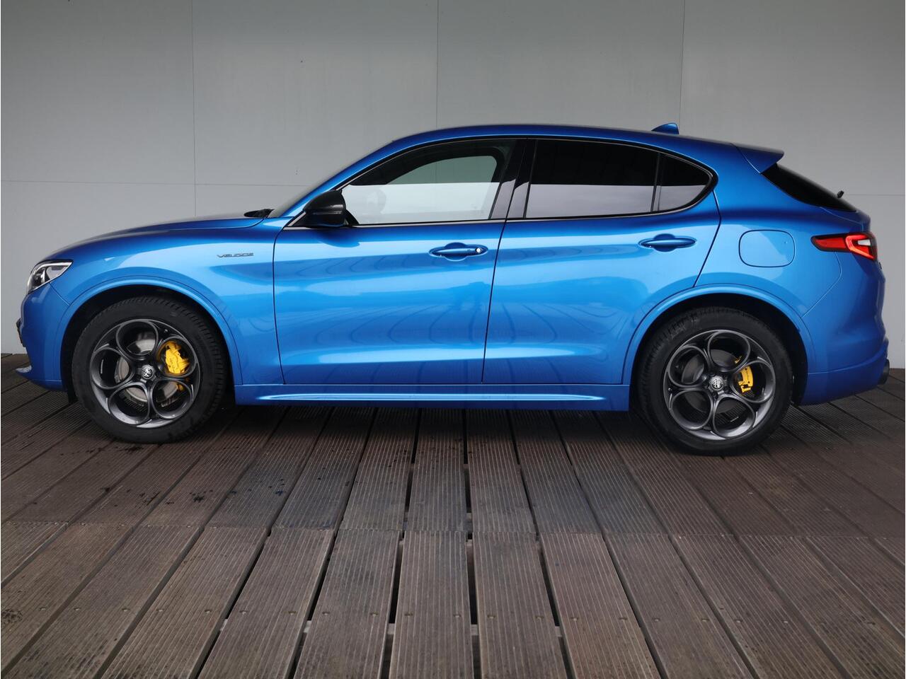 Alfa Romeo Stelvio 2.0 T AWD Veloce | Sportstoelen | Adap. Cruise Control | Schakelflippers | 20" velgen | Stoel- en stuurverwarming
