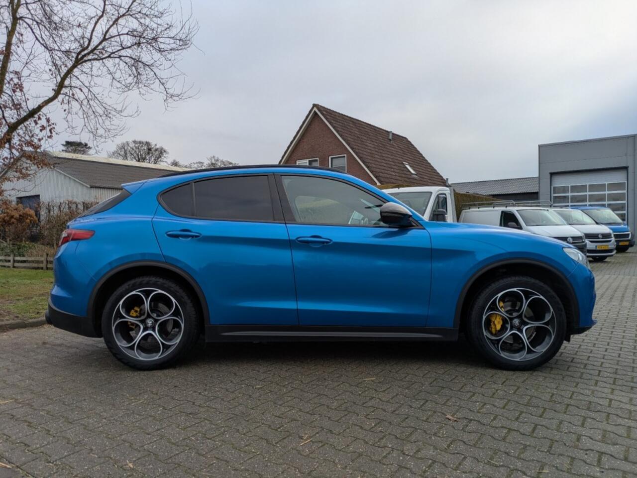 Alfa Romeo Stelvio 2.0 T AWD B-TECH I Arienzo Blue I 280 pk I Panorama I Teledial velgen I Ragazzon uitlaat