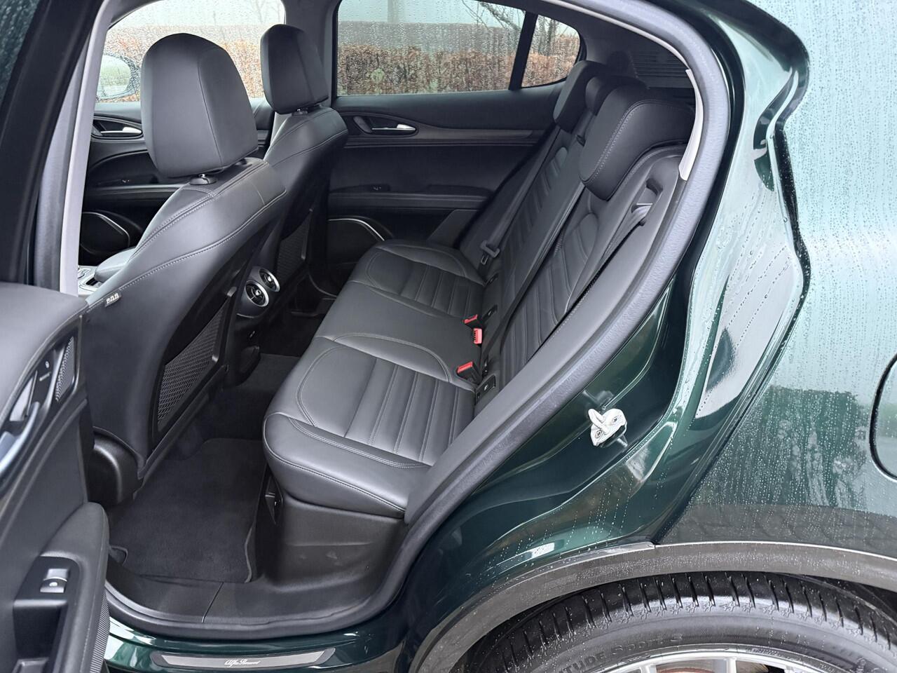 Alfa Romeo Stelvio 2.0 T AWD Ti Verde Visconti! Schakelflippers!! Trekhaak!!