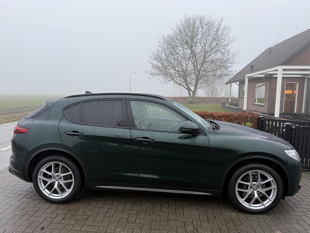 Alfa Romeo Stelvio 2.0 T AWD Ti Verde Visconti! Schakelflippers!! Trekhaak!!