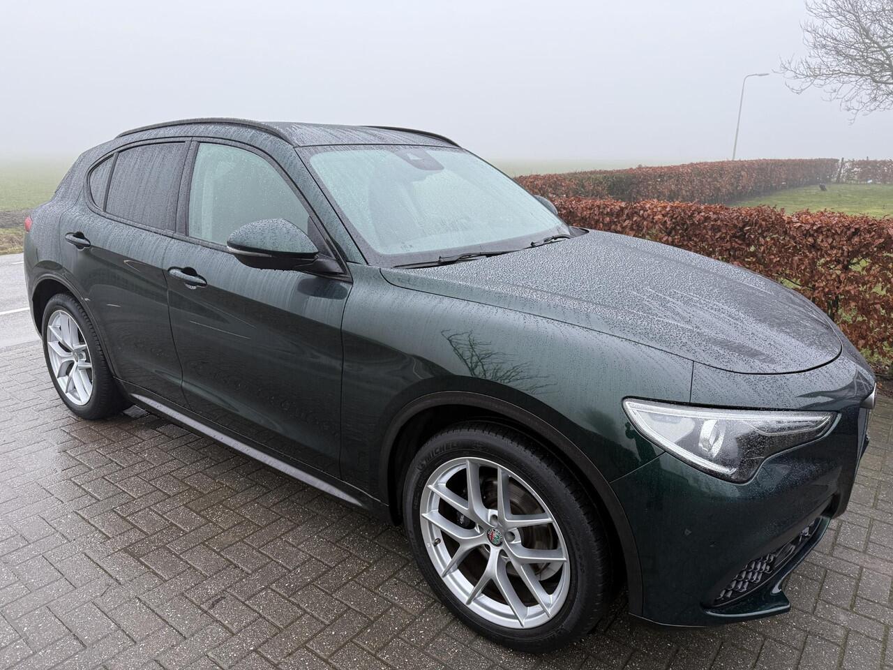 Alfa Romeo Stelvio 2.0 T AWD Ti Verde Visconti! Schakelflippers!! Trekhaak!!