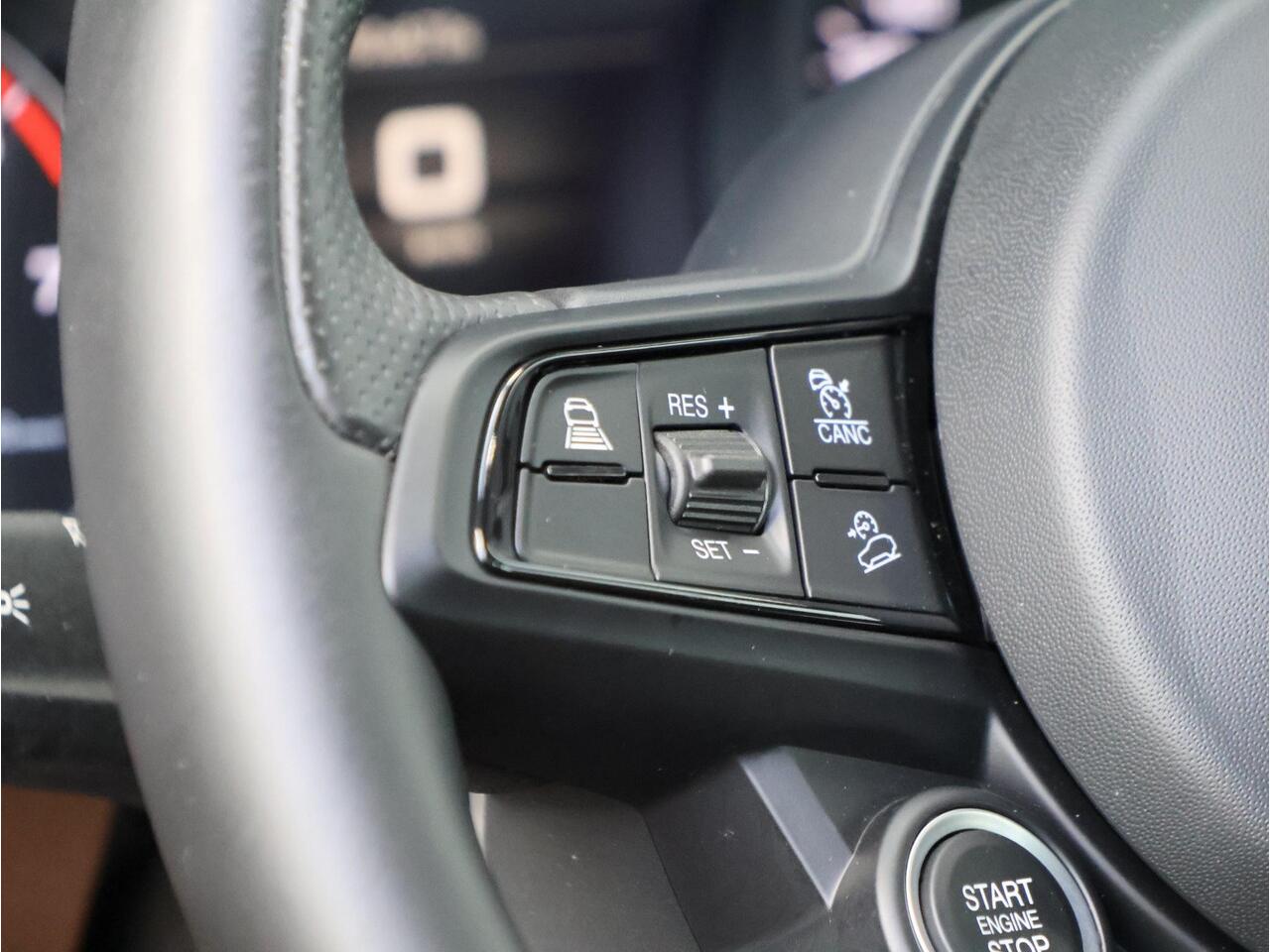 Alfa Romeo Stelvio 2.0 T AWD Sprint | Stoel/stuur Verwarming | Veloce Interieur | Navi |