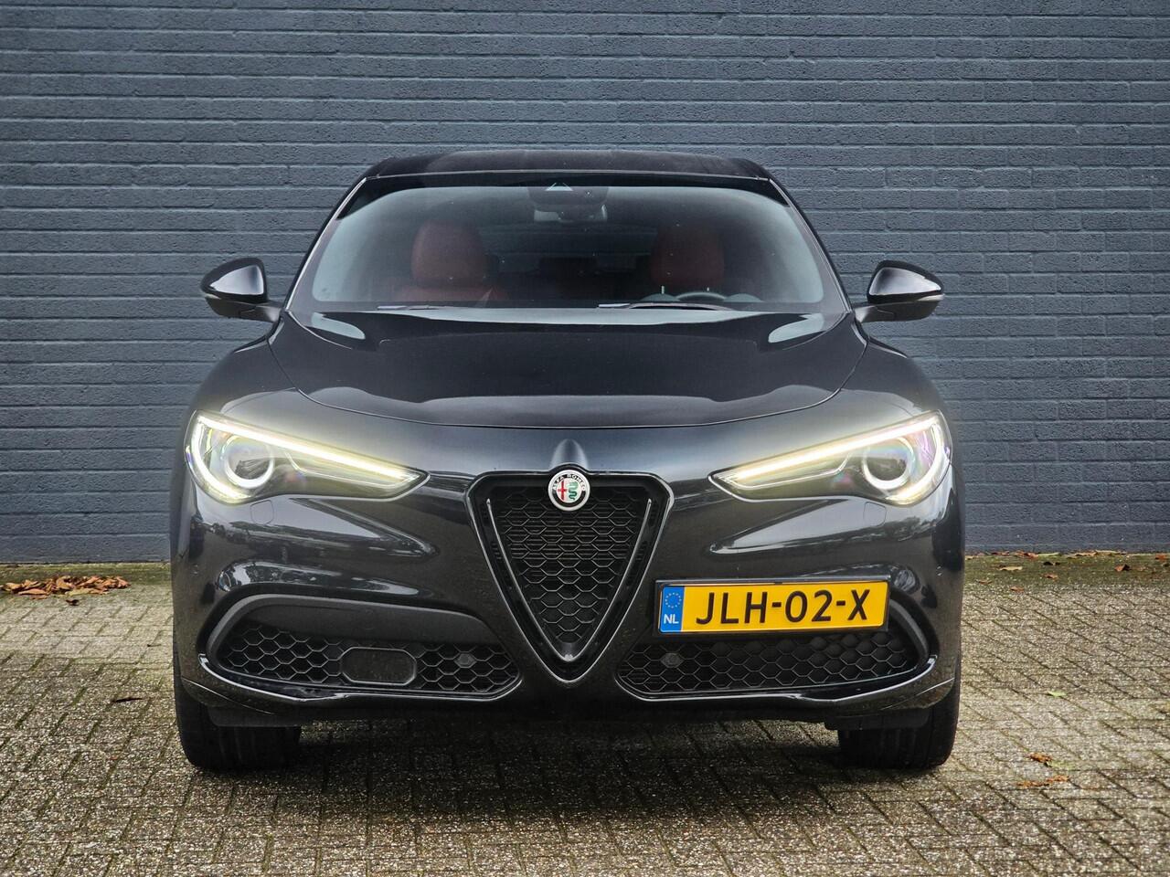 Alfa Romeo Stelvio 2.0 T GME AWD Veloce / ROOD LEDER / CARPLAY /