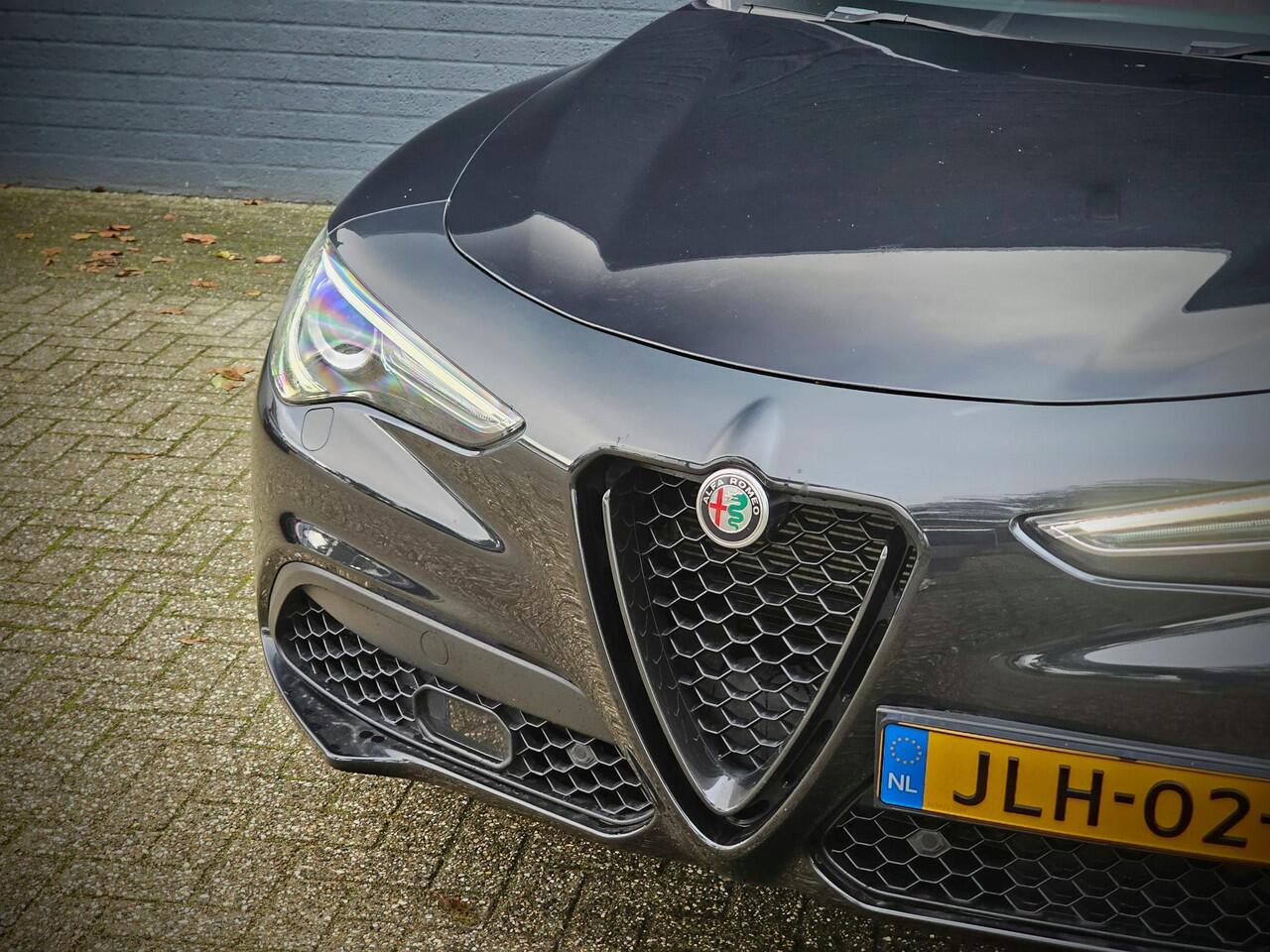 Alfa Romeo Stelvio 2.0 T GME AWD Veloce / ROOD LEDER / CARPLAY /