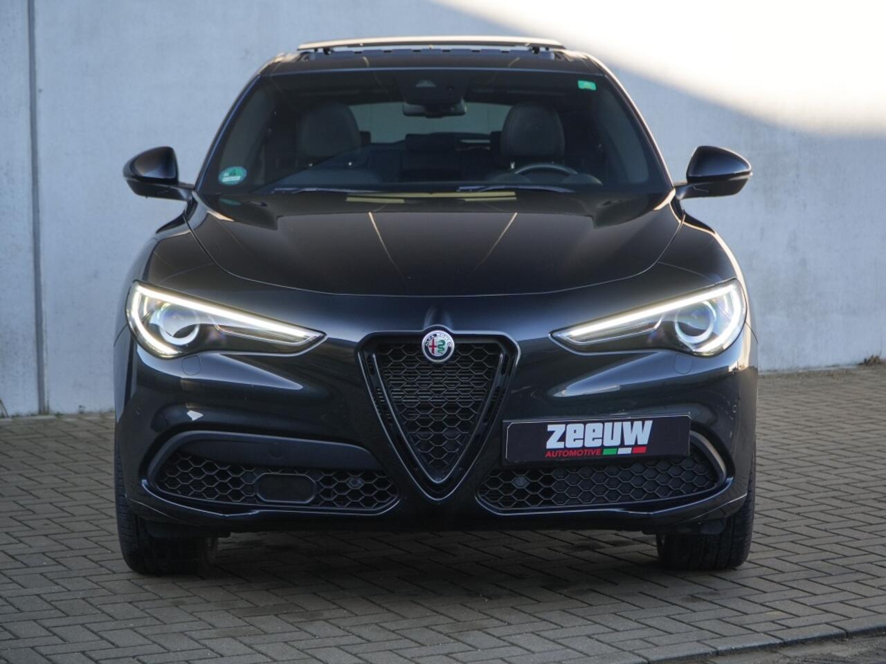 Alfa Romeo Stelvio 2.0 Turbo 280 PK AWD Veloce | Pano | Harman | Driver | Carplay |