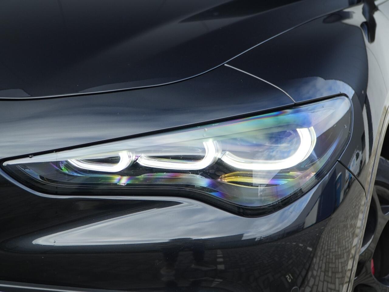 Alfa Romeo Stelvio 2.0 Turbo 280 PK AWD Competizione | Veloce | Harman | BTW | 21"