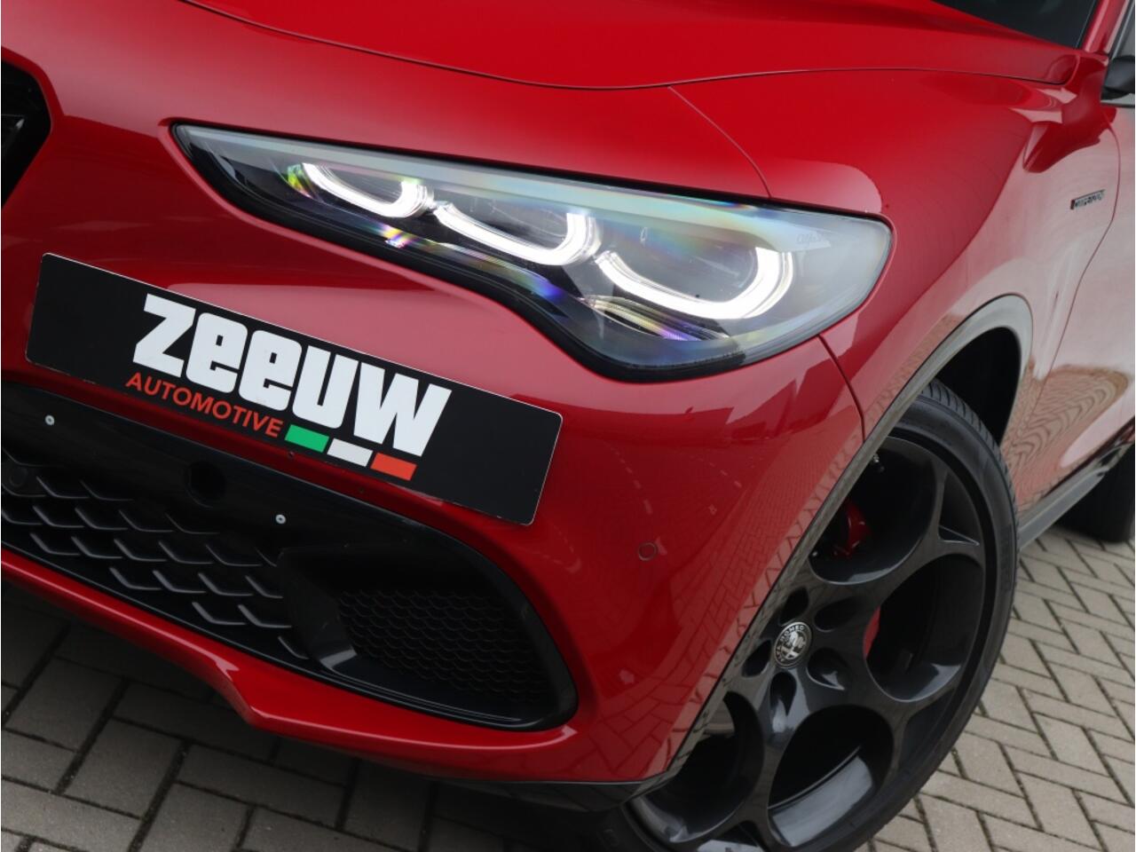 Alfa Romeo Stelvio 2.0 Turbo 280 PK AWD Competizione | Veloce | Harman | BTW | 21"