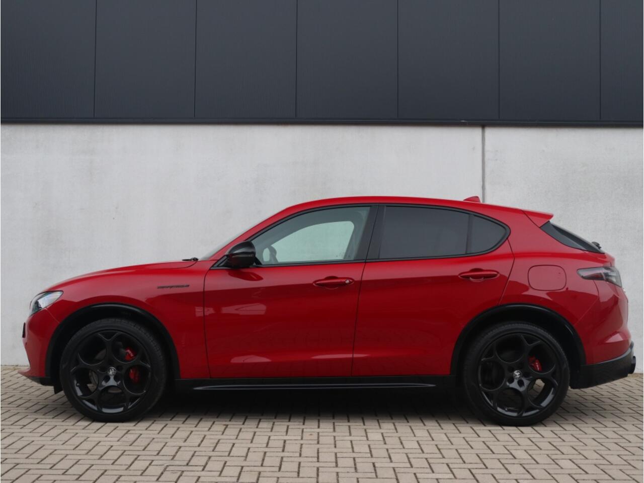 Alfa Romeo Stelvio 2.0 Turbo 280 PK AWD Competizione | Veloce | Harman | BTW | 21"