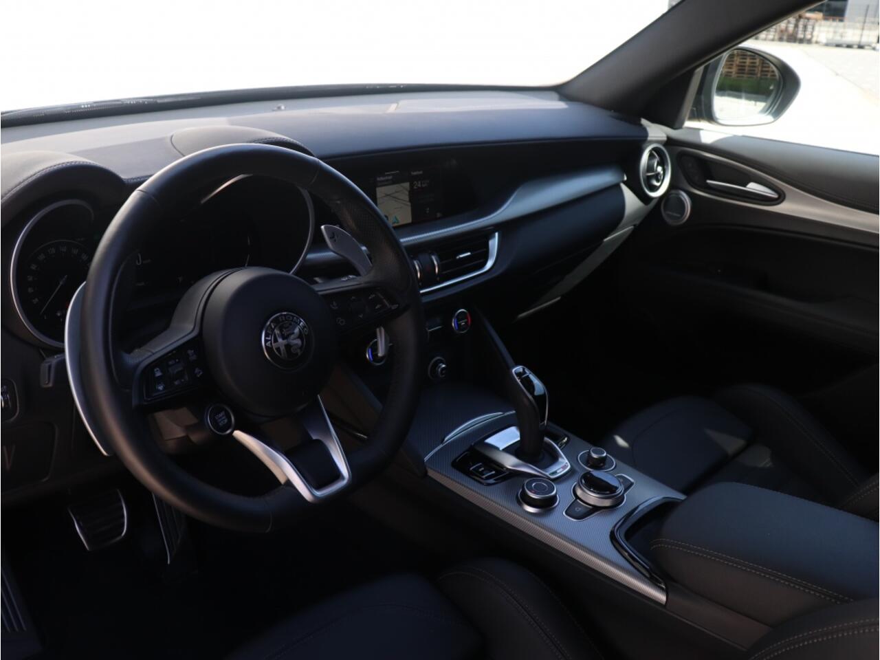 Alfa Romeo Stelvio 2.0 Turbo 280 PK AWD Veloce | Pano | MY24 | Harman | Trekhaak