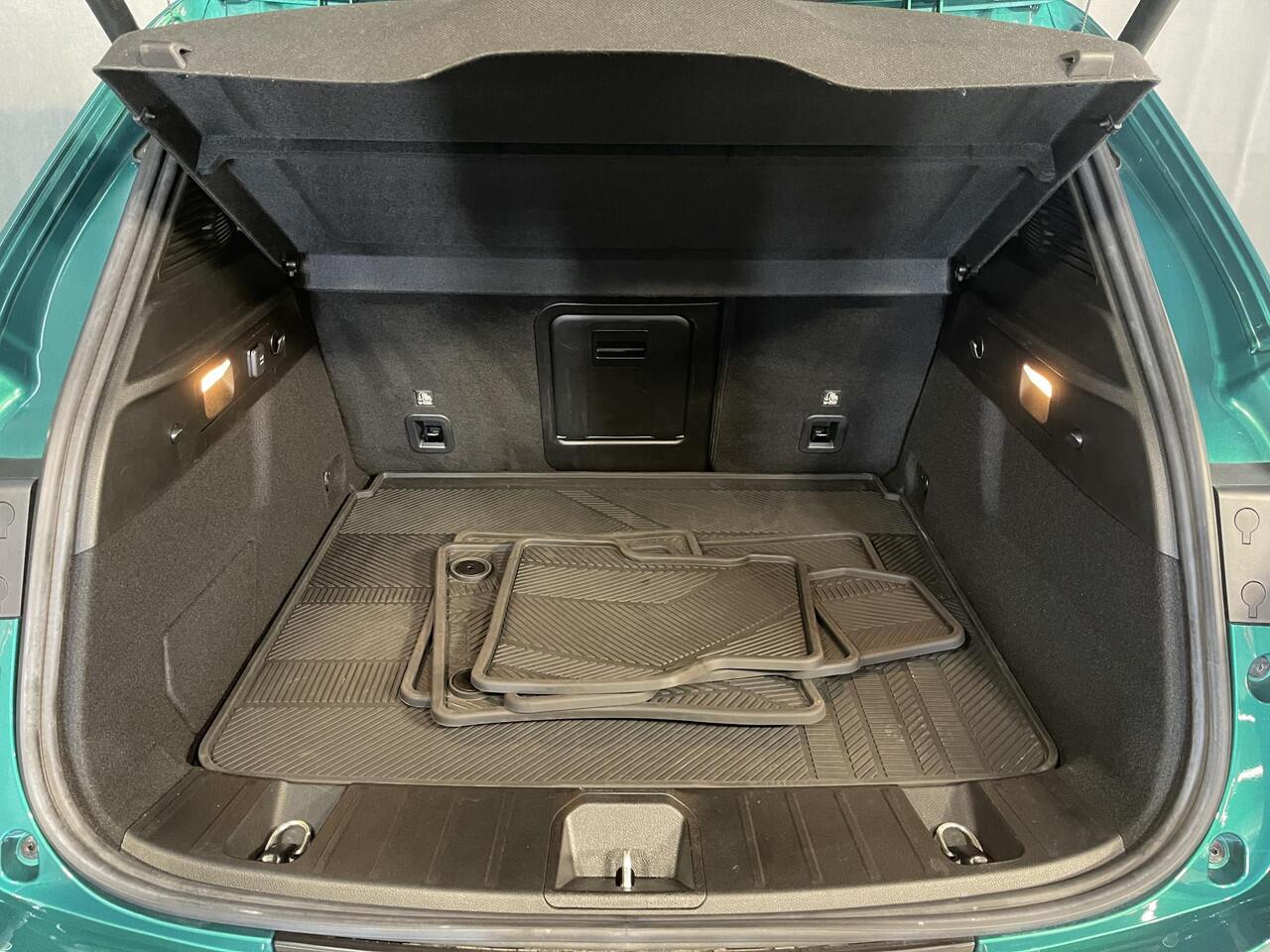 Alfa Romeo Tonale 1.5T Hybrid Veloce 20''/DNA/Leder + memory/Stuur + stoelverwarming + koeling/Dodehoek/Adaptieve cruise/Harman Kardon/Keyless/Camera/Matrix LED