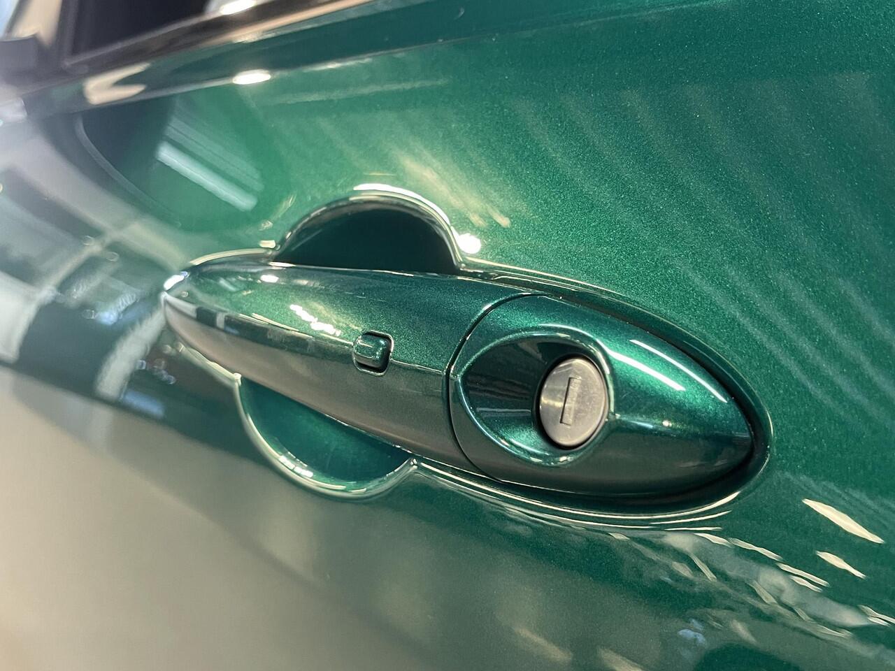 Alfa Romeo Tonale 1.5T Hybrid Veloce 20''/DNA/Leder + memory/Stuur + stoelverwarming + koeling/Dodehoek/Adaptieve cruise/Harman Kardon/Keyless/Camera/Matrix LED