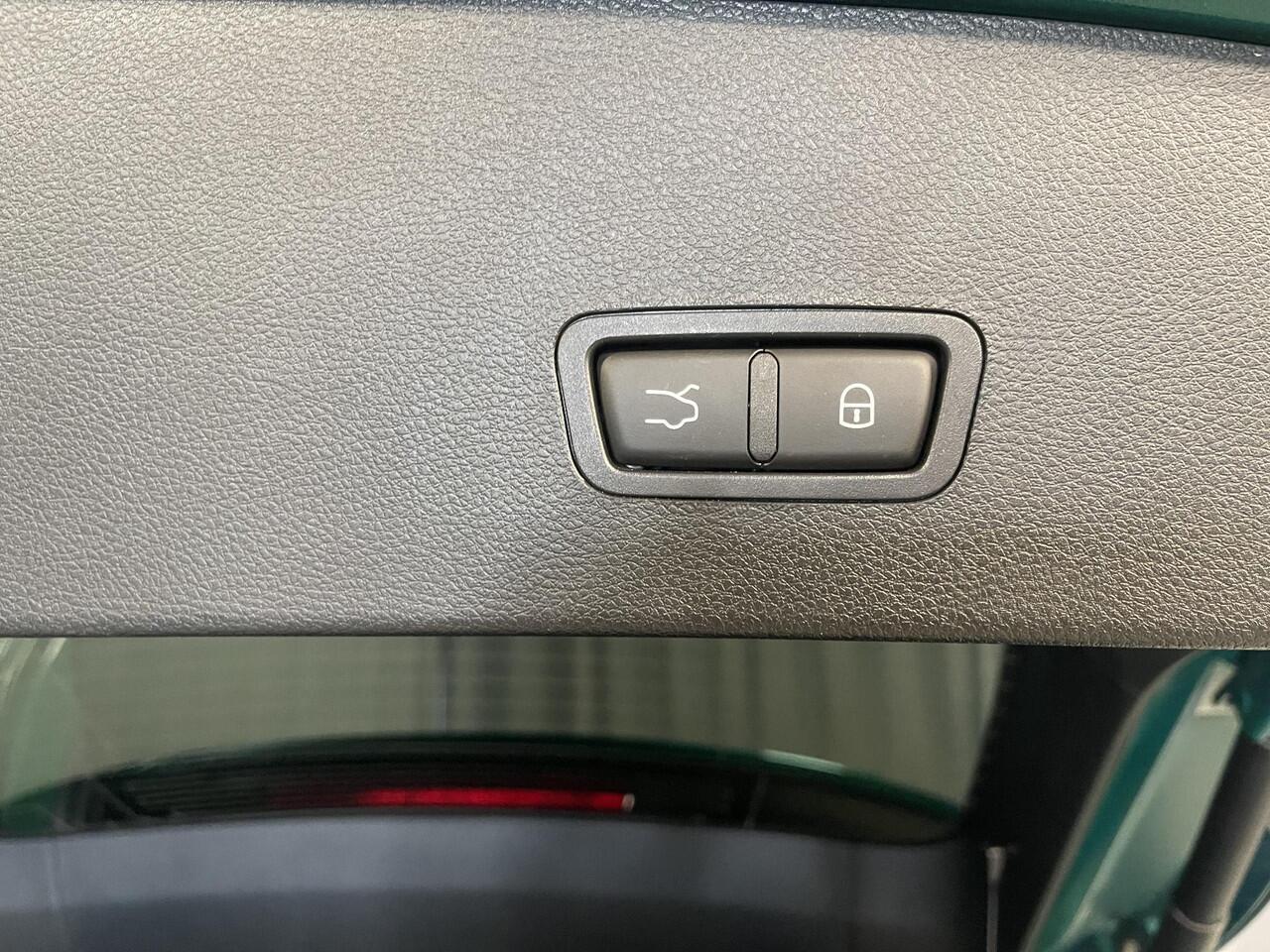 Alfa Romeo Tonale 1.5T Hybrid Veloce 20''/DNA/Leder + memory/Stuur + stoelverwarming + koeling/Dodehoek/Adaptieve cruise/Harman Kardon/Keyless/Camera/Matrix LED