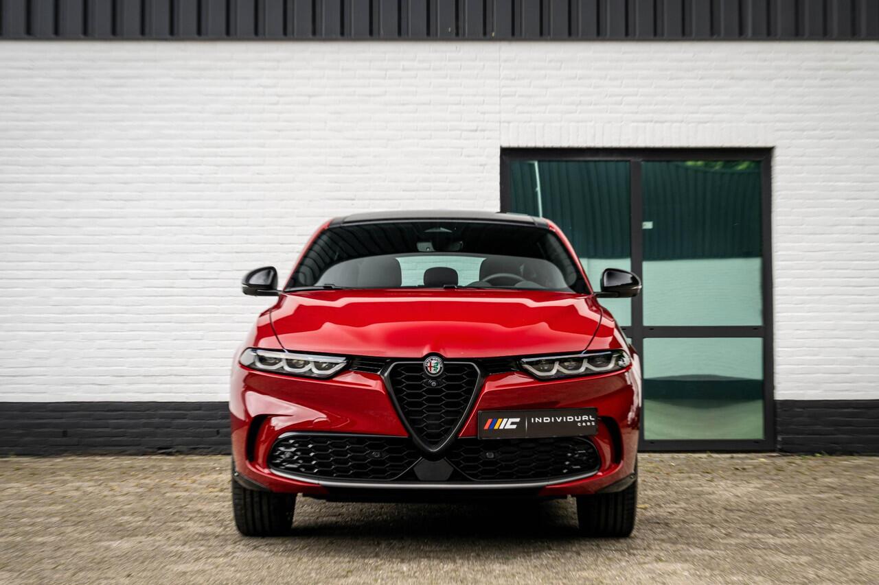 Alfa Romeo Tonale 1.3T 280pk PHEV Edizione Speciale Pano H/K Leder