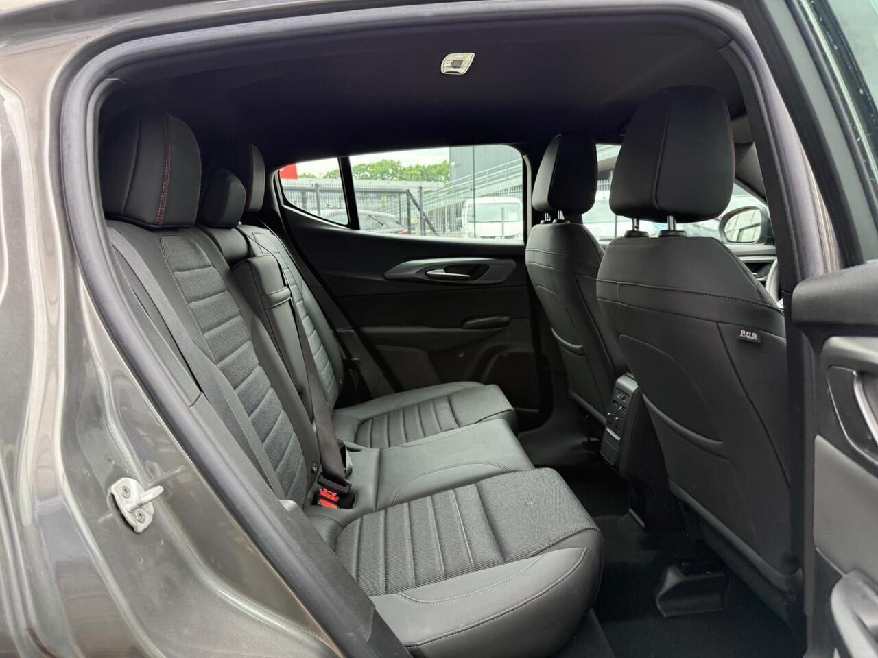 Alfa Romeo Tonale 1.5T Hybrid Sprint *Adaptieve Cruise*