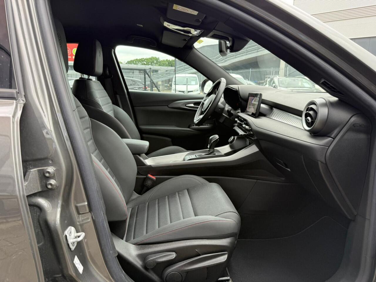 Alfa Romeo Tonale 1.5T Hybrid Sprint *Adaptieve Cruise*