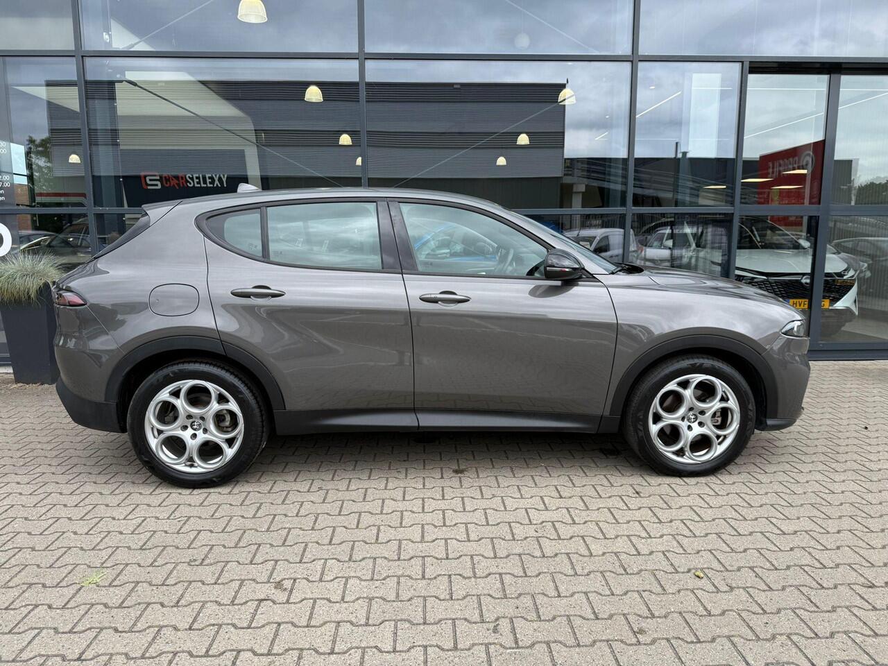 Alfa Romeo Tonale 1.5T Hybrid Sprint *Adaptieve Cruise*