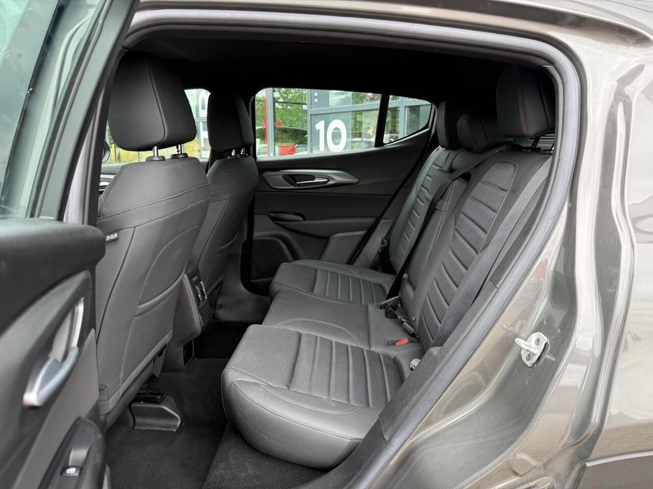 Alfa Romeo Tonale 1.5T Hybrid Sprint *Adaptieve Cruise*