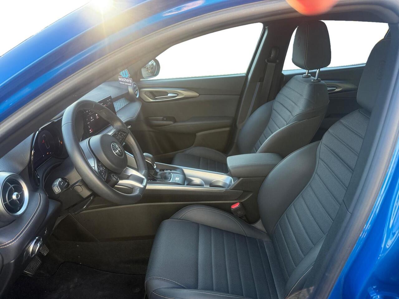 Alfa Romeo Tonale 1.5T Hybrid Ti | Automaat | Camera | Navigatie | Adaptief Cruise Control | Climate Control | DAB | Apple Carplay/Android Auto | Full Led