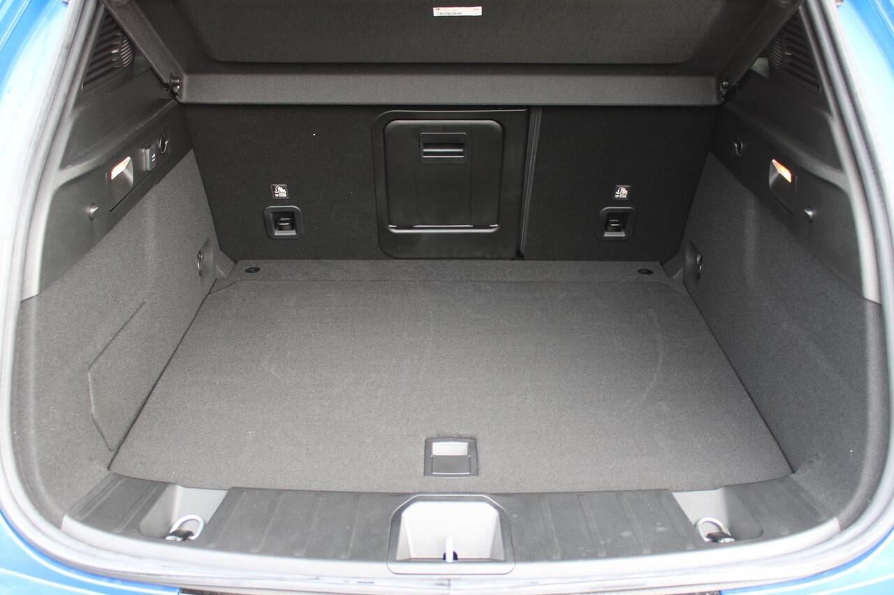 Alfa Romeo Tonale 1.5T 160PK Hybrid Ti | NIEUWE AUTO! | ELEKTRISCH BEDIENBARE VOORSTOELEN MET GEHEUGENFUNCTIE | HARMAN EN KARDON AUDIO | FULL LED KOPLAMPEN | 18" LICHTMETALEN VELGEN | CLIMATE CONTROL | NAVIGATIE | DRAADLOZE APPLE CARPLAY/ANDROID AUTO | ADAPTIVE CRUISE CONT