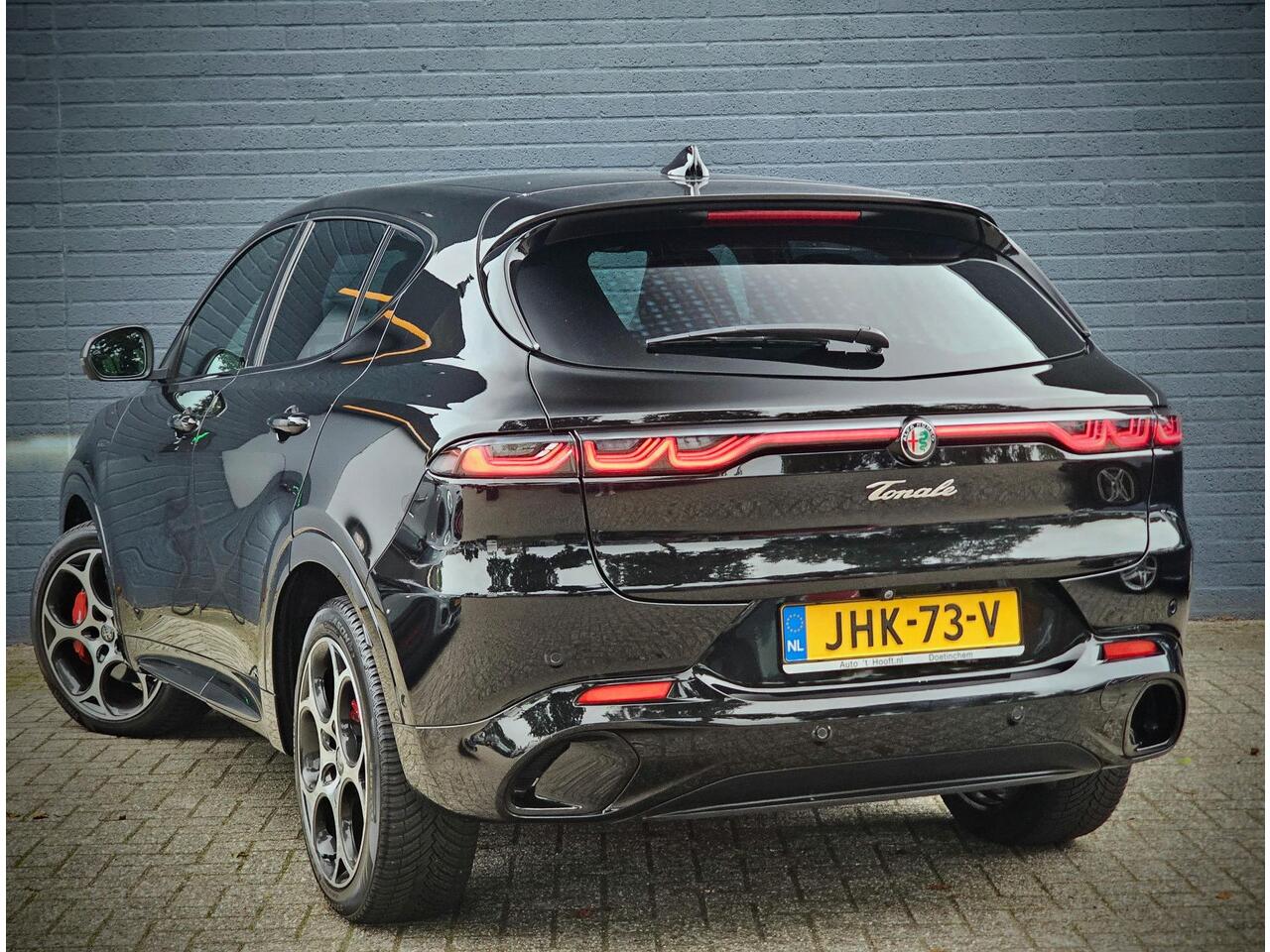 Alfa Romeo Tonale 1.5T Hybrid Veloce / HARMAN KAR. / ADAS 2 / 360 CAMERA /