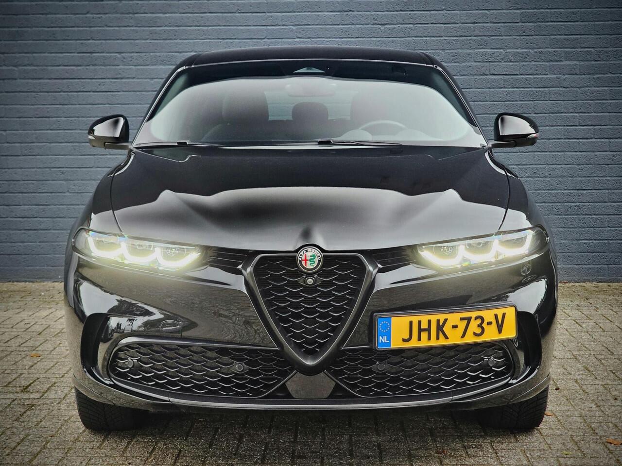 Alfa Romeo Tonale 1.5T Hybrid Veloce / HARMAN KAR. / ADAS 2 / 360 CAMERA /