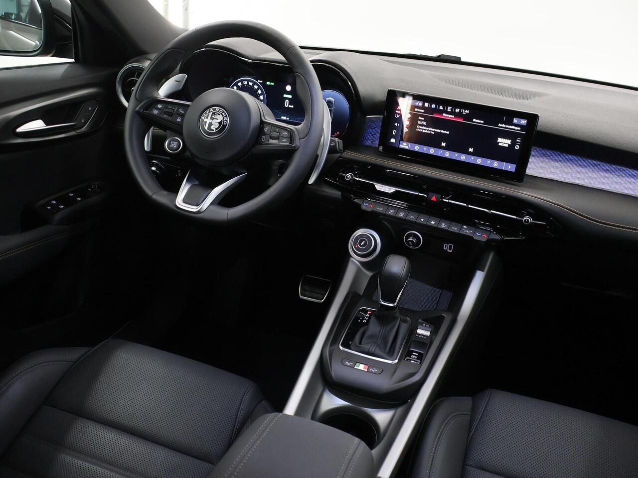 Alfa Romeo Tonale 1.5T Hybrid Veloce | Leder | 360 Graden Camera | Stoel/Stuurwielverwarming | Keyless |