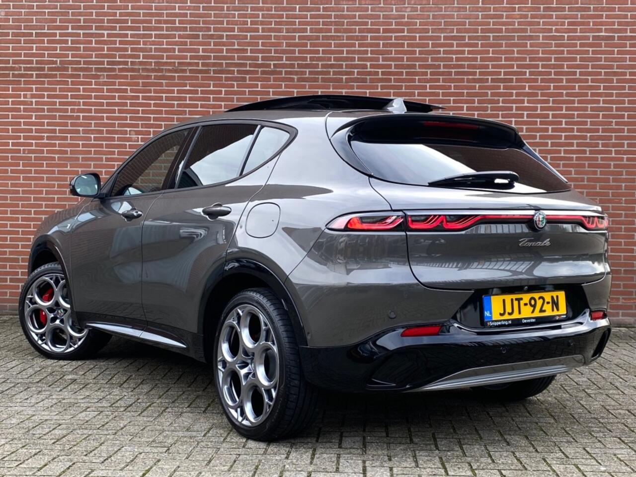 Alfa Romeo Tonale 1.3T PHEV TRIBUTO ITALIANO NAV ADAPT-CRUISE SCHUIF/KANTELDAK 360CAMERA CARPLAY