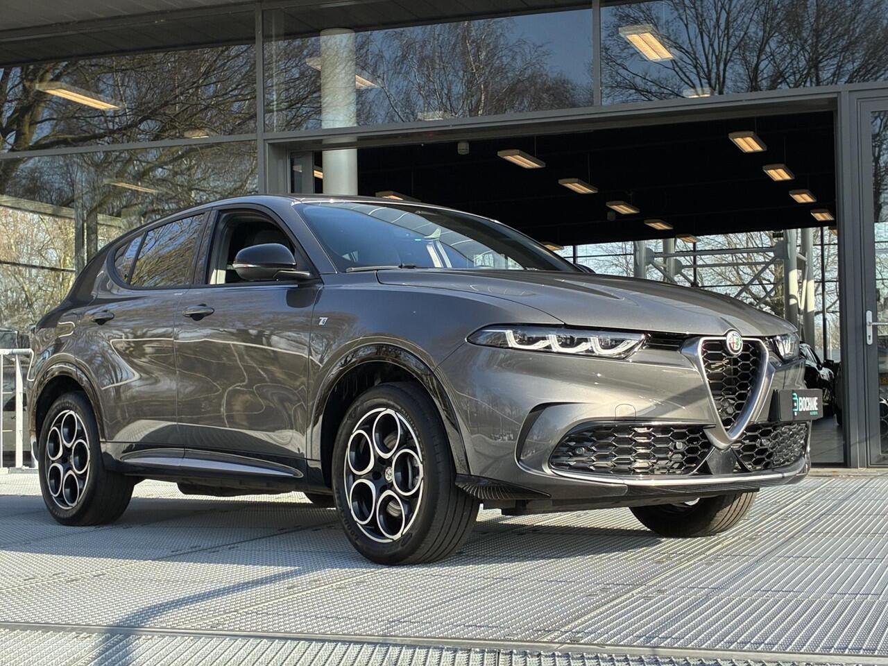 Alfa Romeo Tonale 1.3T PHEV Ti Automaat 280PK | Carplay/Android | Achteruitrijcamera | 18'' Petali velgen | Adaptieve Cruise Control