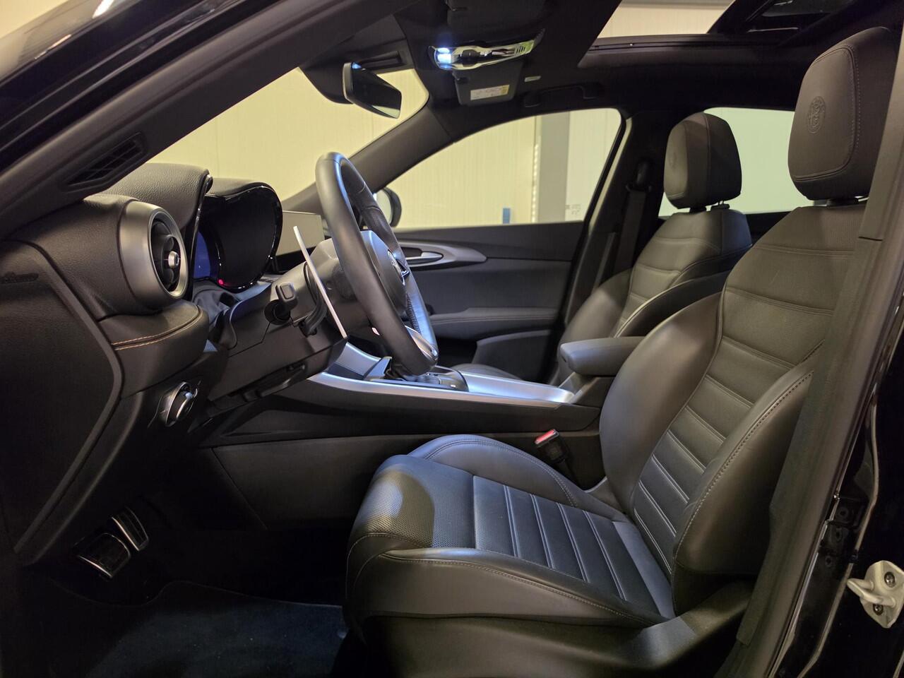 Alfa Romeo Tonale 1.5T Hybrid Veloce | Leer | Panoramadak | Navigatie | Stoel verwarming/verkoeling |