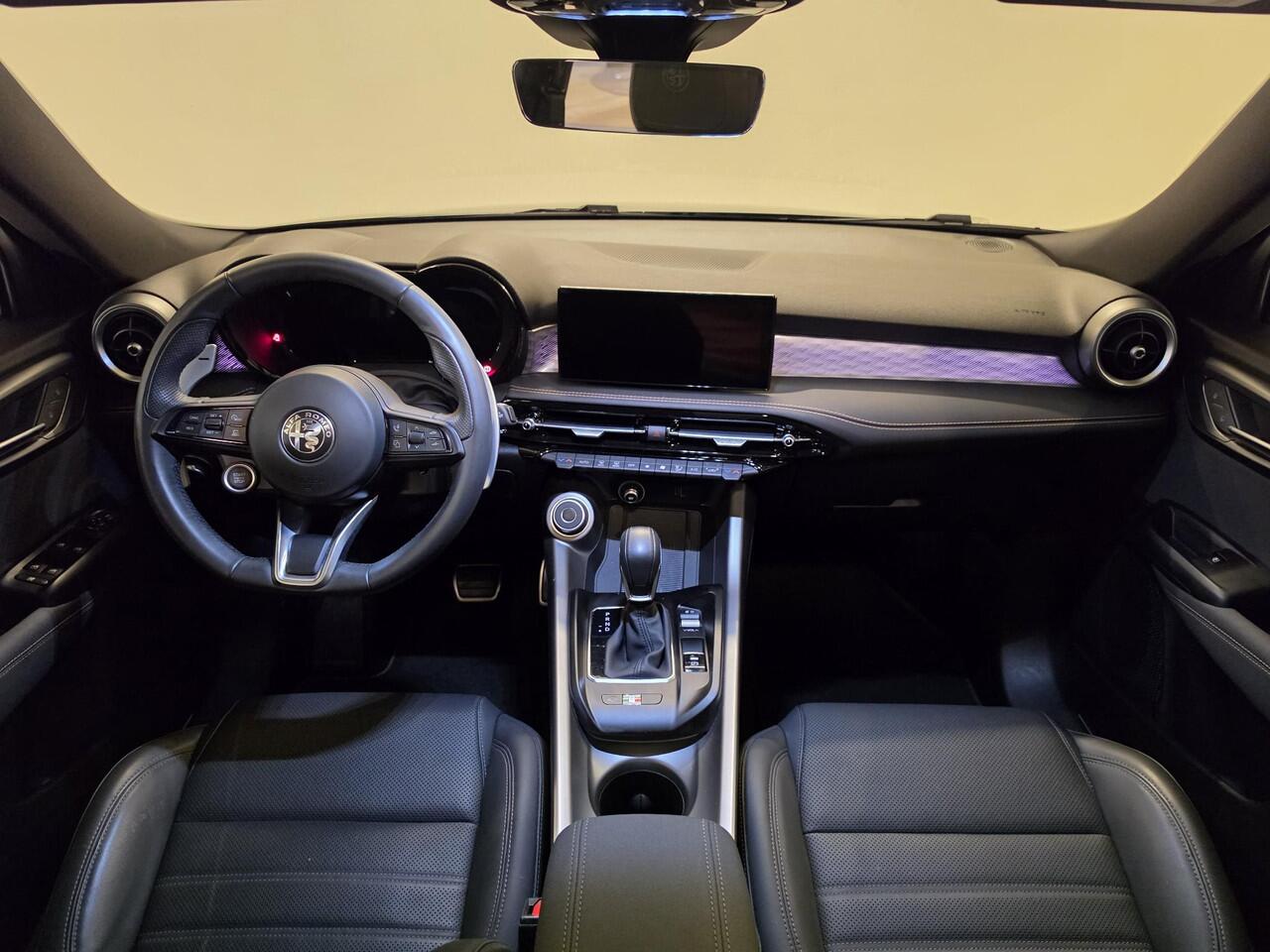 Alfa Romeo Tonale 1.5T Hybrid Veloce | Leer | Panoramadak | Navigatie | Stoel verwarming/verkoeling |
