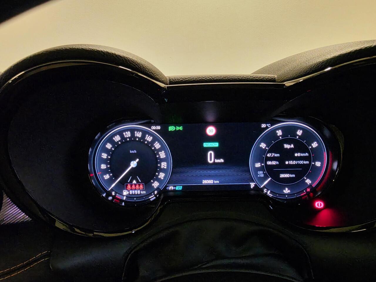 Alfa Romeo Tonale 1.5T Hybrid Veloce | Leer | Panoramadak | Navigatie | Stoel verwarming/verkoeling |