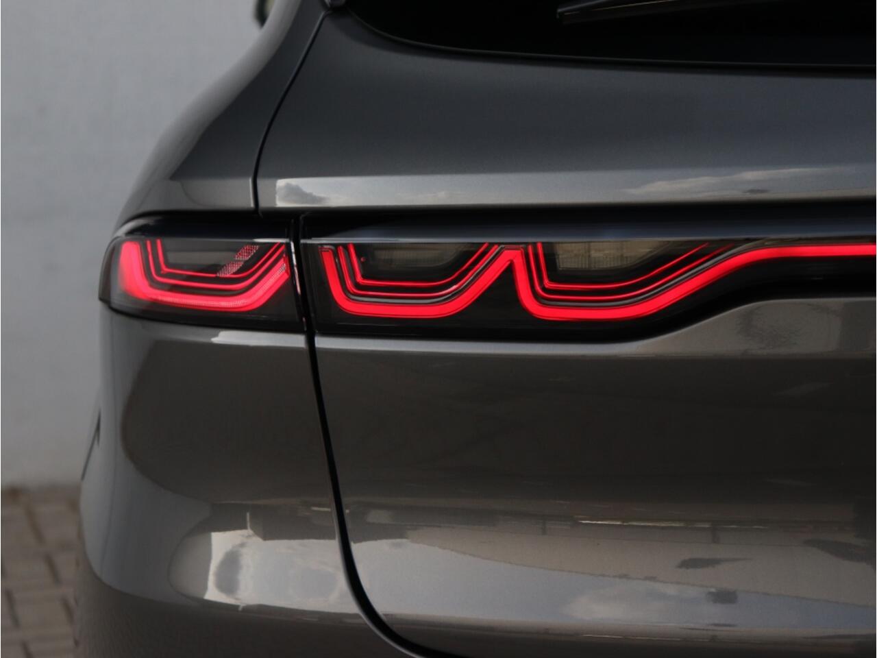 Alfa Romeo Tonale 1.3T PHEV 280 PK Veloce | Pano | Leder | Winter | 20"