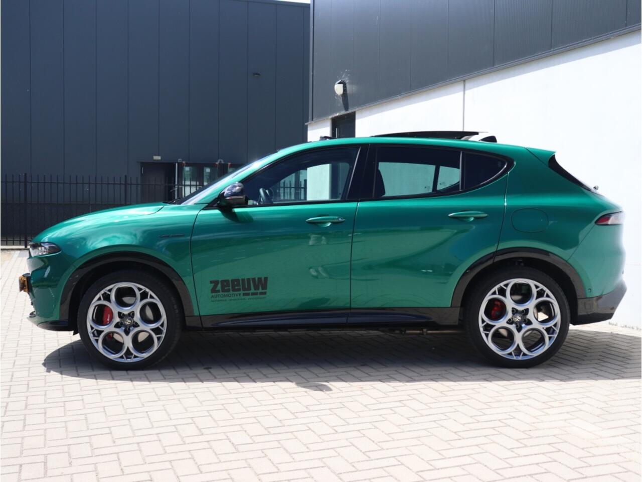 Alfa Romeo Tonale 1.3T PHEV 280 PK Veloce | Pano | Leder | LED | Winter | 20"