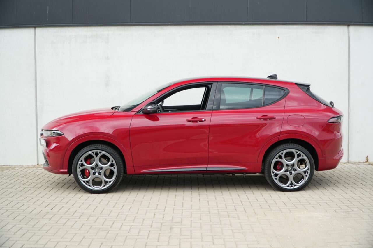 Alfa Romeo Tonale 1.3T PHEV 280 PK Tributo | Pano dak | Tech pack