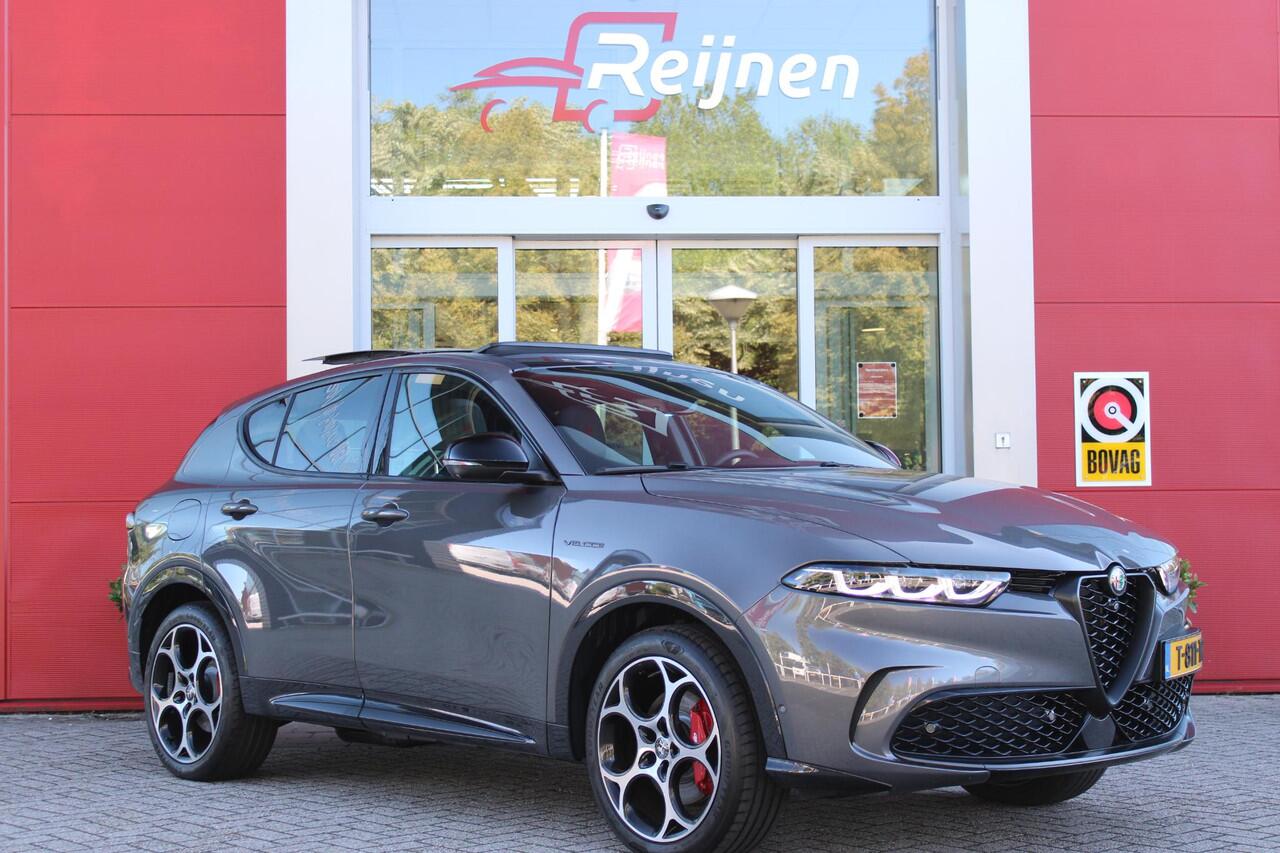 Alfa Romeo Tonale PHEV 280PK VELOCE | NIEUWE AUTO! | PANORAMISCH SCHUIF/KANTEL DAK | WINTERPACK: STOEL/STUUR VERWARMING | TECHNOLOGY PACK: PARKEERWAARSCHUWING VOOR EN ACHTER/360° CAMERA/AUTOMATISCH INPARKEREN/ AUTONOMOUS DRIVING LEVEL 2: ADAPTIVE CRUISE CONTROL/LANE CENTER