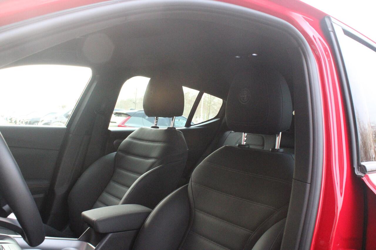 Alfa Romeo Tonale PHEV 280PK VELOCE | HARMAN/KARDON PREMIUM AUDIO | PREMIUM PACK: LEDEREN BEKLEDING/GEVENTILEERDE VOORSTOELEN/4-VOUDIG ELEKTRISCH VERSTELBARE LENDESTEUN VOORSTOELEN | WINTERPACK: STOEL/STUUR VERWARMING | STOEL VENTILATIE | TECHNOLOGY PACK: PARKEERWAARSCHUWI