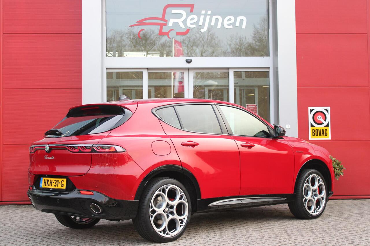 Alfa Romeo Tonale PHEV 280PK VELOCE | HARMAN/KARDON PREMIUM AUDIO | PREMIUM PACK: LEDEREN BEKLEDING/GEVENTILEERDE VOORSTOELEN/4-VOUDIG ELEKTRISCH VERSTELBARE LENDESTEUN VOORSTOELEN | WINTERPACK: STOEL/STUUR VERWARMING | STOEL VENTILATIE | TECHNOLOGY PACK: PARKEERWAARSCHUWI