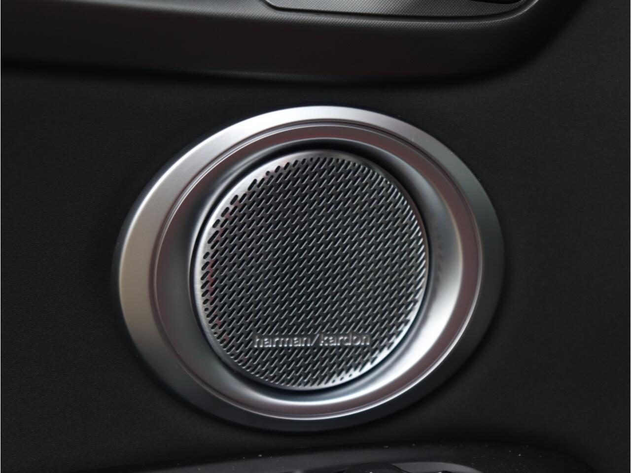 Alfa Romeo Tonale Ibrida Plug-In Q4 270 PK Veloce | Pano | LED | Harman | Leder