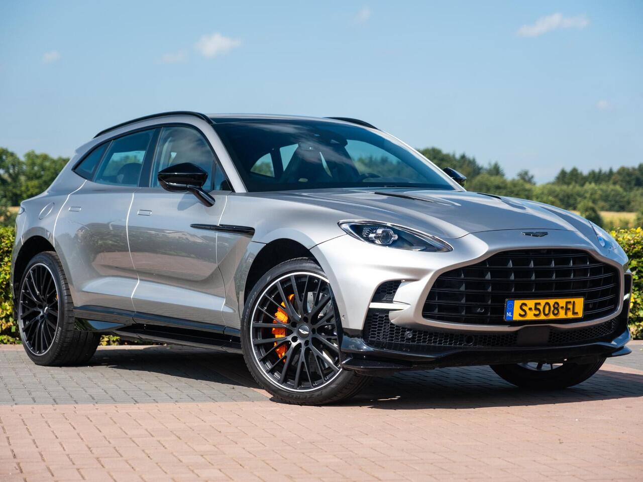 Aston Martin DBX 4.0 V8 707 | Volleder | Carbon | Nw. Pr 360k