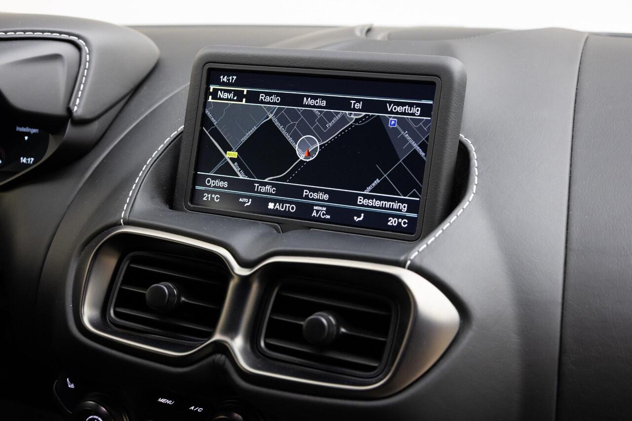 Aston Martin VANTAGE 4.0 V8 | Gloss Black pack | 20 Inch |