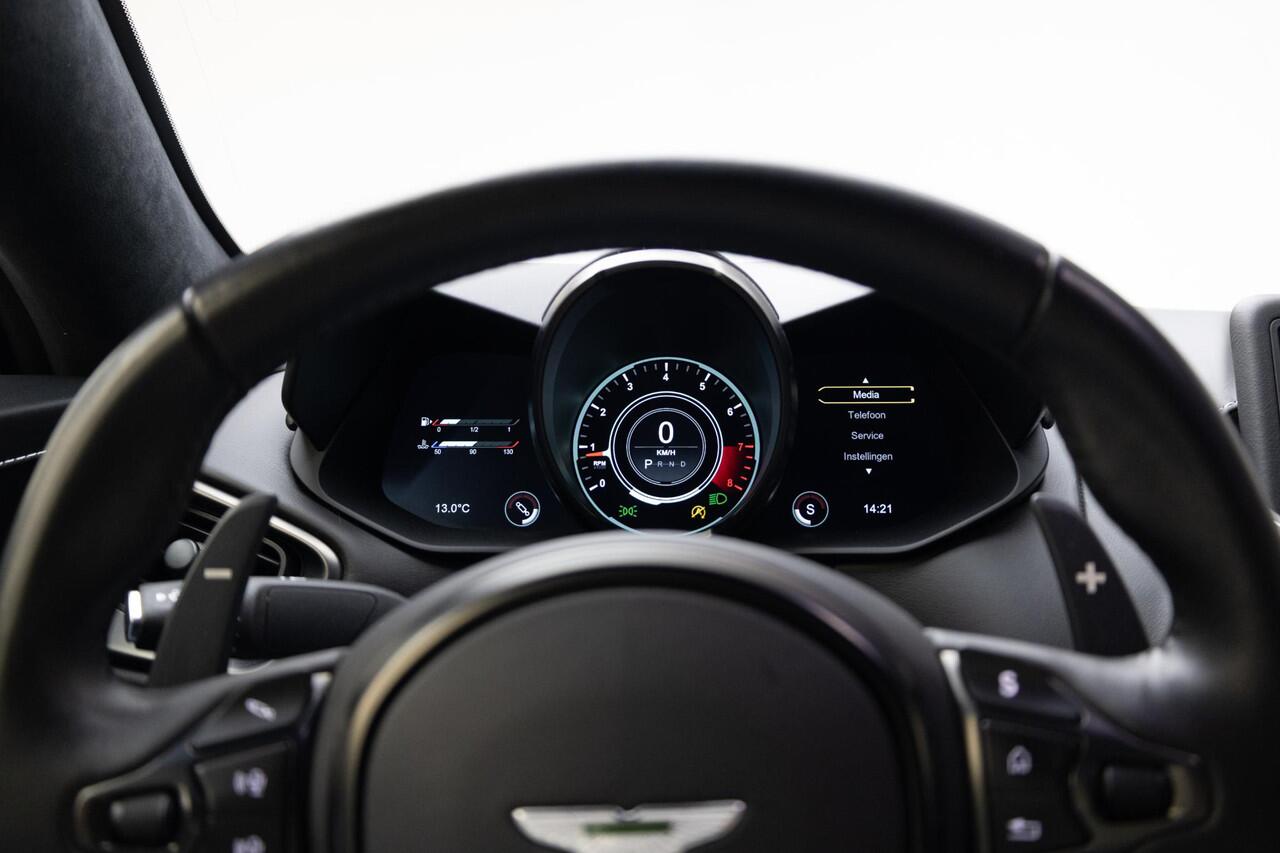 Aston Martin VANTAGE 4.0 V8 | Gloss Black pack | 20 Inch |