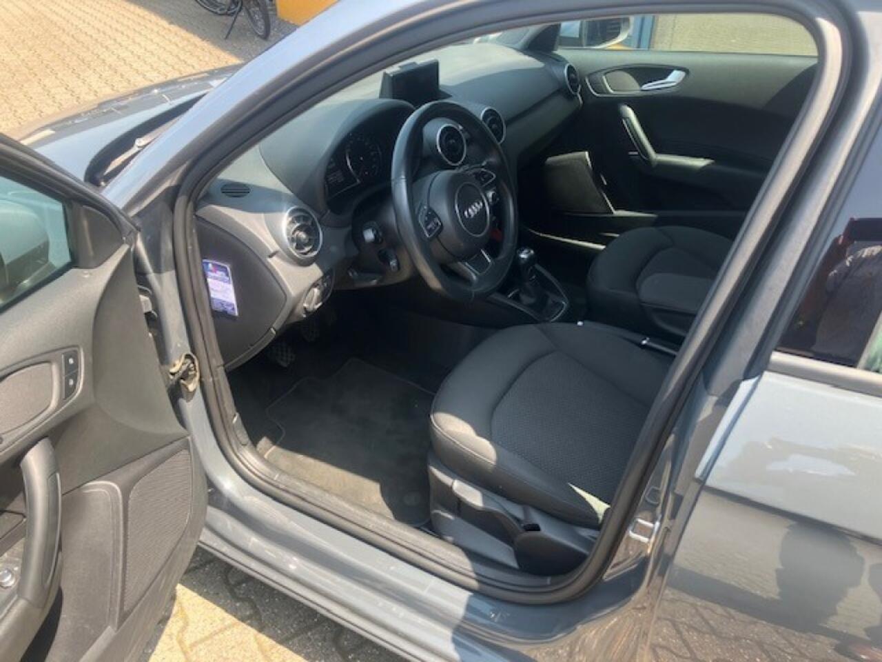 Audi A1 1.0 TFSI 5 drs