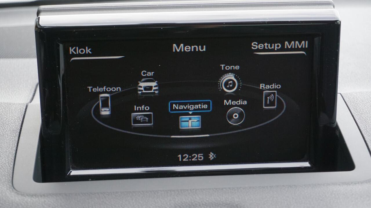 Audi A1 Sportback 1.0 TFSI 95pk 5Drs Adrenalin S-Line 17inch LM Navi Airco Elek.pakket *Gletsjerwit Metallic* NL auto! 83316km!