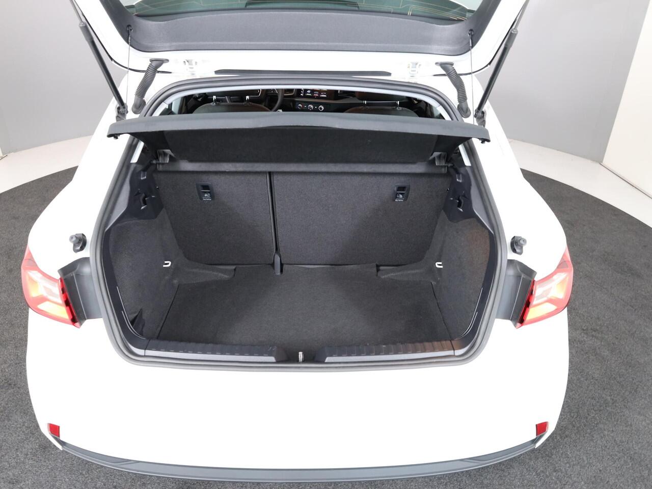 Audi A1 Sportback 25 TFSI 95 PK | Navigatie via app | Cruise control | 17inch LM velgen | Airco |