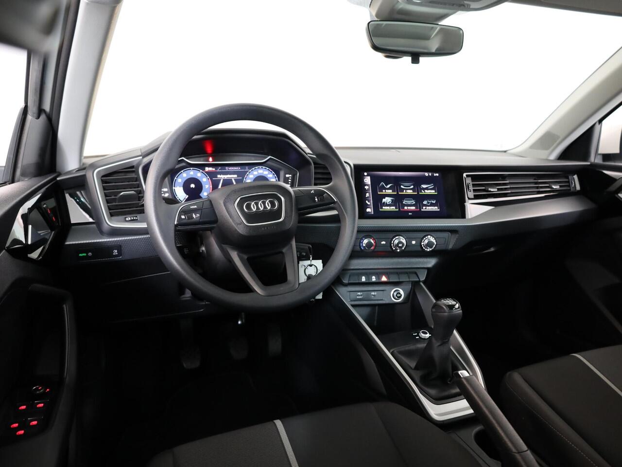 Audi A1 Sportback 25 TFSI 95 PK | Navigatie via app | Cruise control | 17inch LM velgen | Airco |