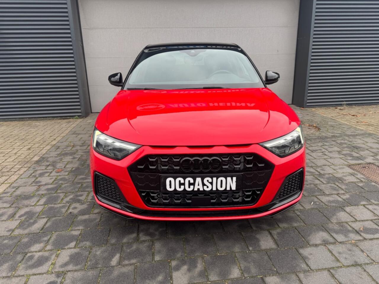 Audi A1 30 tfsi s tronic black pack s line
