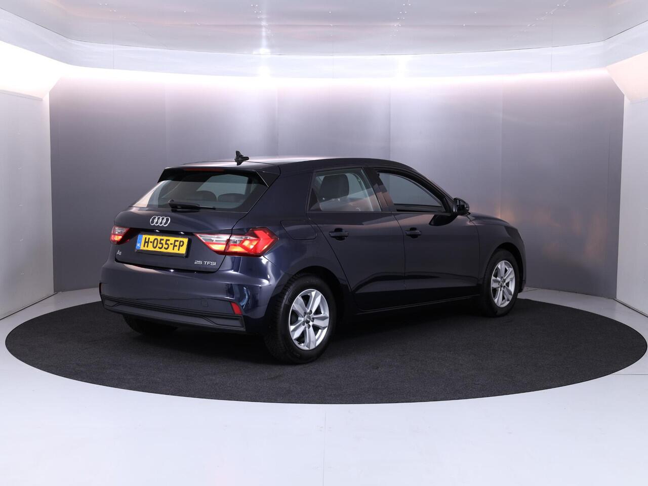 Audi A1 Sportback 25 TFSI Pro Line 95pk Automaat| LM-velgen| Parkeersensoren achter | Cruisecontrol