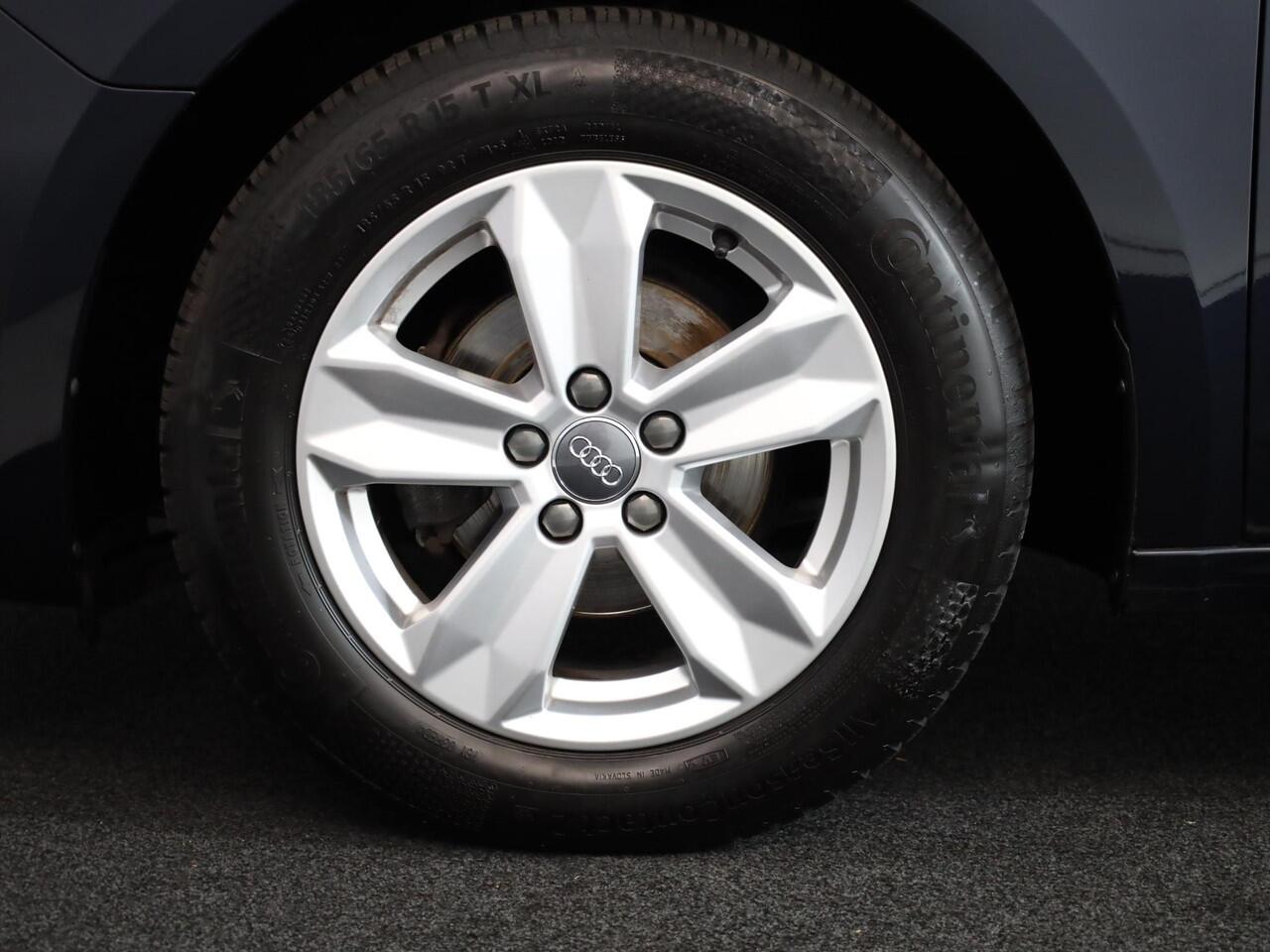 Audi A1 Sportback 25 TFSI Pro Line 95pk Automaat| LM-velgen| Parkeersensoren achter | Cruisecontrol