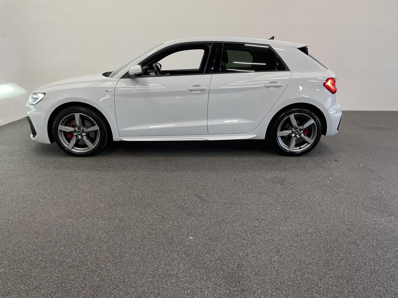 Audi A1 Sportback 2.0T 200 pk Aut. 40 TFSI S Line S-Line Interieur + Alcantara Full LED PDC VA+ Camera Cruise Control 17" Navi Virtual Cockpit